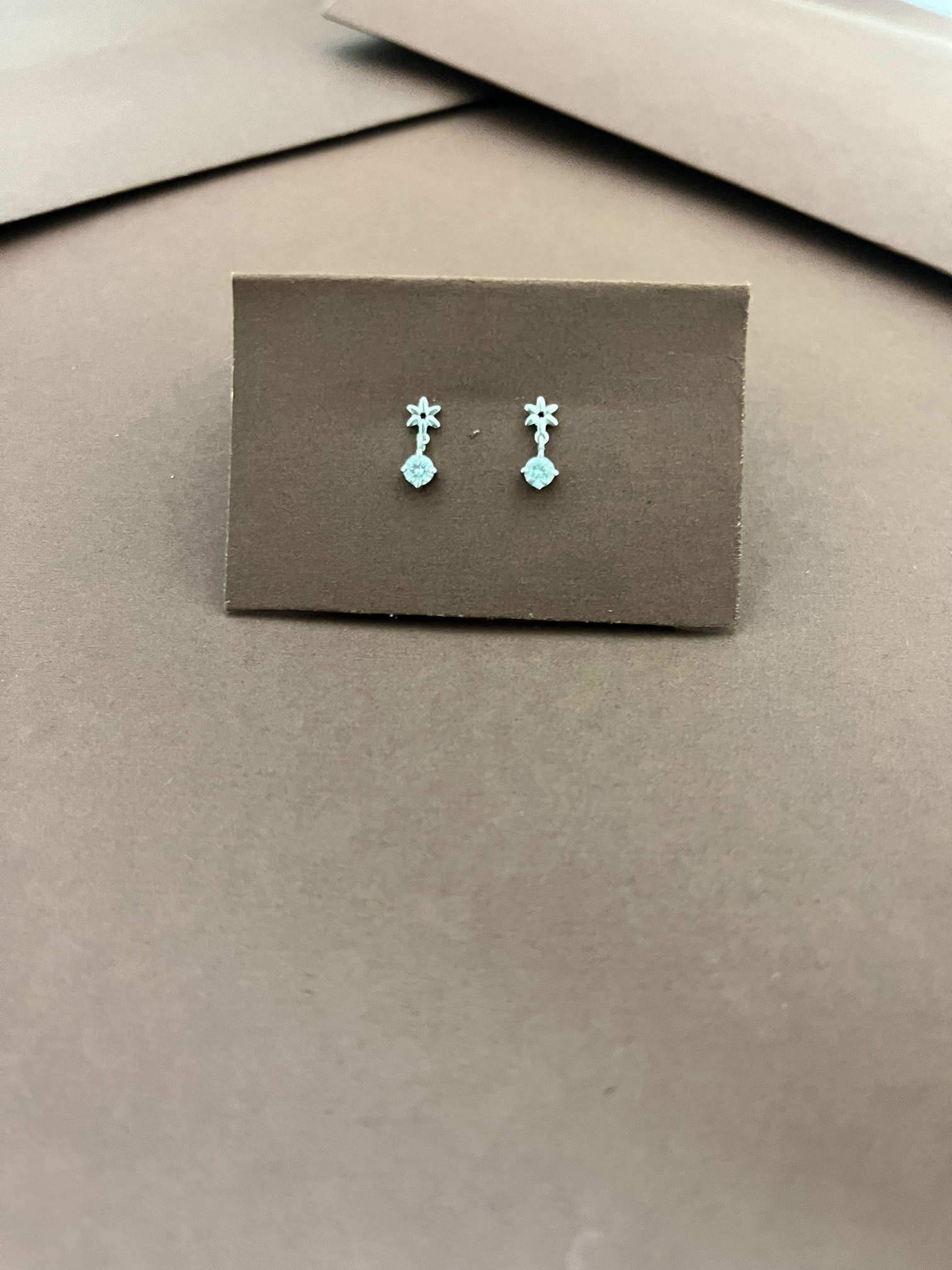 Delicate Floral Drop silver Diamond Earring - Image 2