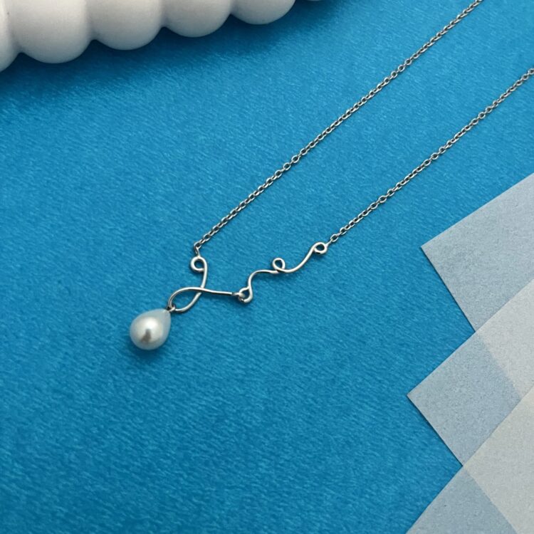 The Luminous Wave Pearl Pendant in Sterling Silver